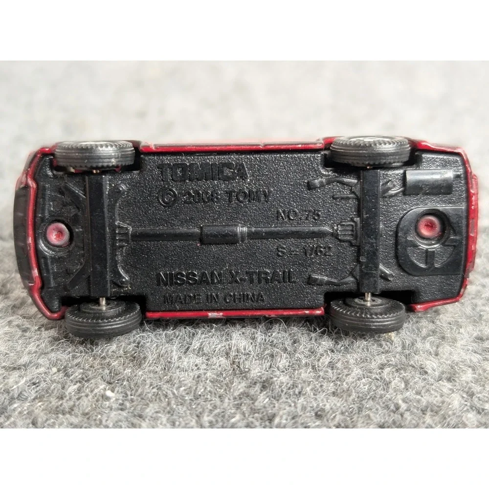 TOMY TOMICA No.75 NISSAN X-TRAIL 1/62 2008 DIECAST‎ CAR Made in Japan